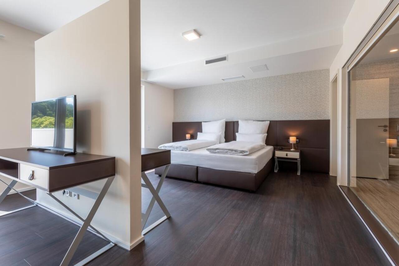Trip Inn Conference Hotel & Suites Вецлар Екстериор снимка